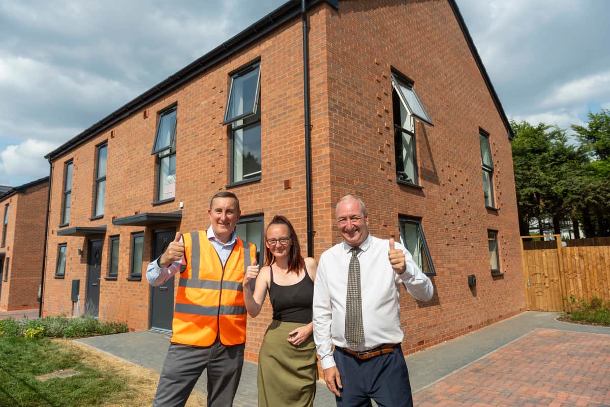 Wolverhampton Council Hands Over 17 New Homes in Penn — Penn news photo